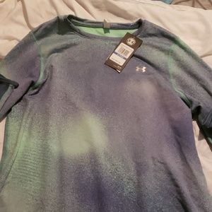 Under Armour sweatshirt
